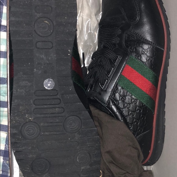 Gucci - Picture 3 of 4